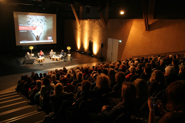 Un public nombreux a investi le tout récent auditorium du site-mémorial, ce vendredi 8 mars, journée internationale de la Femme. (PHOTO Patrick Kalaydjian)