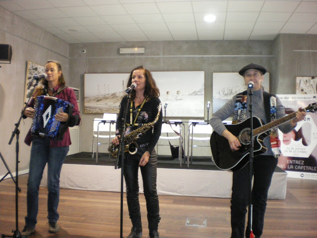 Les Poulettes même à trois ce n'est que du bonheur (PHOTO P.M.-C.)