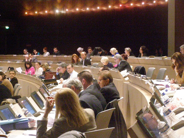 Guy Teissier dénonce une  Guy Teissier dénonce une