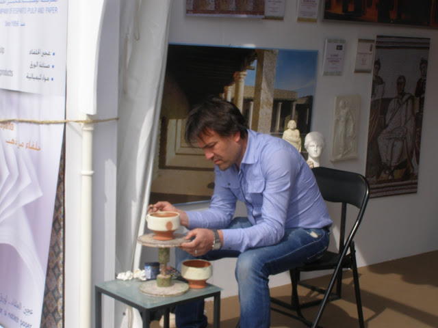 Des artisans que le public peut aussi voir à l'oeuvre.