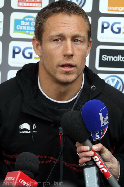 Monsieur Jonny Wilkinson a encore une fois pris les clés du camion pour porpulser le RCT dans le carré d'as de la H-Cup pour la première fois de son histoire.