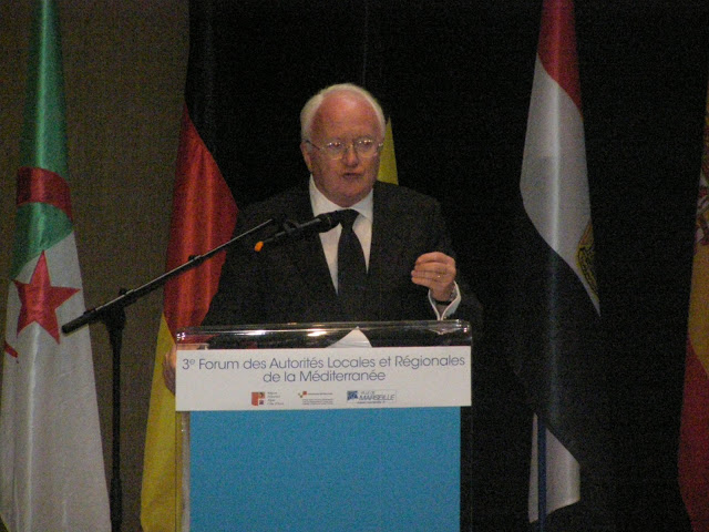 Le président de la Région Provence-Alpes-Côte d'Azur (PACA) Michel Vauzelle a rendu hommage à l' Le président de la Région Provence-Alpes-Côte d'Azur (PACA) Michel Vauzelle a rendu hommage à l'