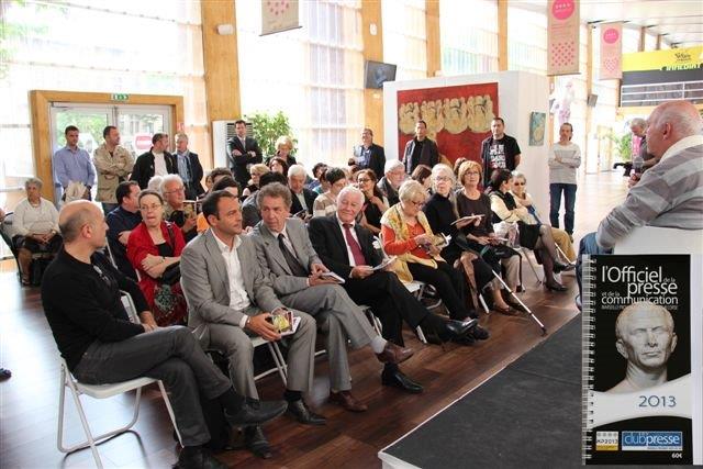 Au premier rang Marc Gimenez, Maurice Di Nocera et René Ometta (PHOTO PHILIPPE MAILLÉ ) Au premier rang Marc Gimenez, Maurice Di Nocera et René Ometta (PHOTO PHILIPPE MAILLÉ )