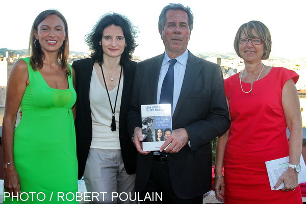 La journaliste Elsa Charbit, Valérie Bochenek et Jean-Louis Debré, Isabelle Baeteman, Présidente du Club Sofitel Marseille Culture