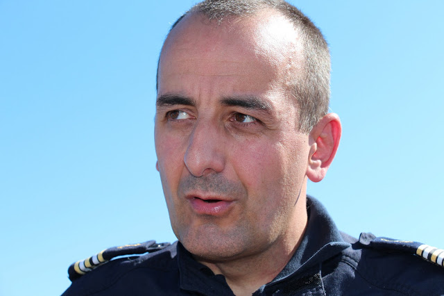 Le chef de la division opération du BMPM, le Capitaine de frégate Guy Velu Le chef de la division opération du BMPM, le Capitaine de frégate Guy Velu