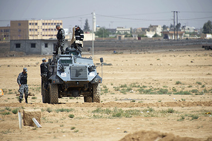 Les mitrailleuses à l'extérieur