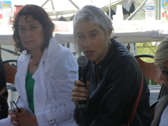 Le 22 juin, Geneviève Sorin nous donne rendez-vous pour Garçon s'il vous plaît, sur la terrasse de la Bastide Saint Joseph et siège de la mairie de secteur, installée dans le parc du grand Séminaire.