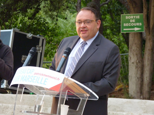 Patrick Mennucci, candidat aux primaires socialistes a présenté, ce vendredi 28 juin, son programme au théâtre Silvain (PHOTO P.M.-C.) Patrick Mennucci, candidat aux primaires socialistes a présenté, ce vendredi 28 juin, son programme au théâtre Silvain (PHOTO P.M.-C.)