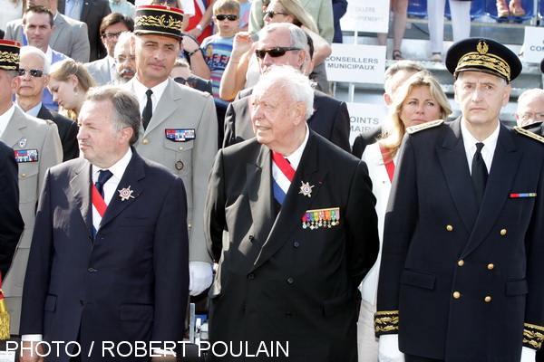 A la tribune officielle Jean-Noël Guérini, Jean-Claude Gaudin, Michel Cadot, Préfet de Région