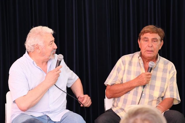 L'historien Robert Mencherini et Jean-pierre Foucault  (PHOTO PHILIPPE MAILLÉ) L'historien Robert Mencherini et Jean-pierre Foucault  (PHOTO PHILIPPE MAILLÉ)