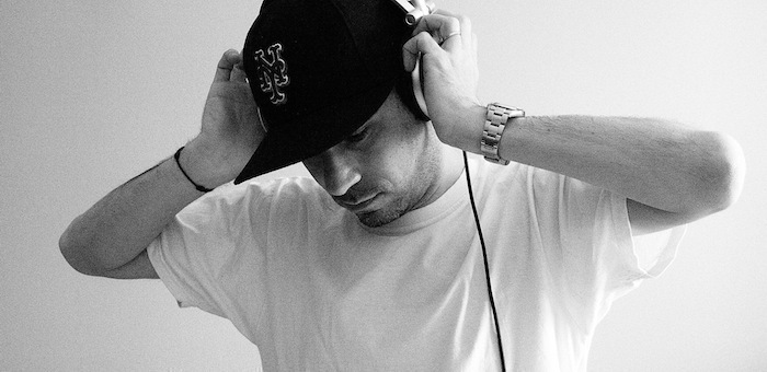 Le DJ Mars Blackmon.