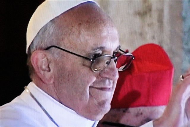 Selon "El Cronista", le dossier "sale" auarait été introduit au sein des électeurs du futur pape par "un cardinal qui connaît les différends entre François et la présidente Cristina Fernandez de Kirchner".