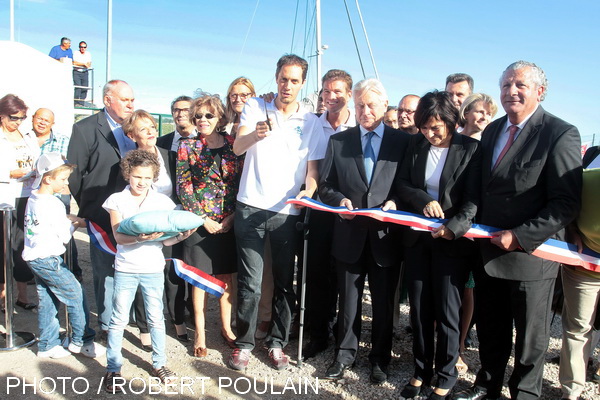 Grand corps malade a inauguré la Maison des enfants soutenu par Marie-Arlette Carlotti, Eugène Caselli et Henri Jibrayel