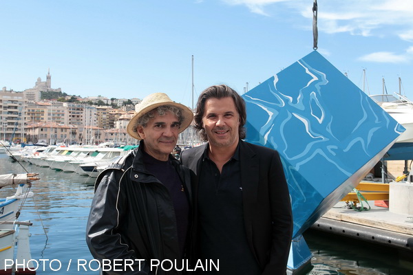 Yves Yacoël, concepteur du  Kubeau et Vincent Labrune, président de l'OM