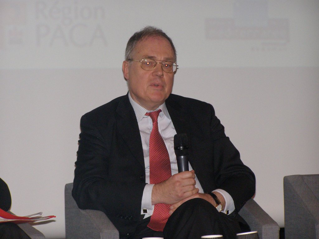 Bruno Lanvin observe qu'« être un petit pays n’est pas forcément un désavantage » en matière d'innovation.