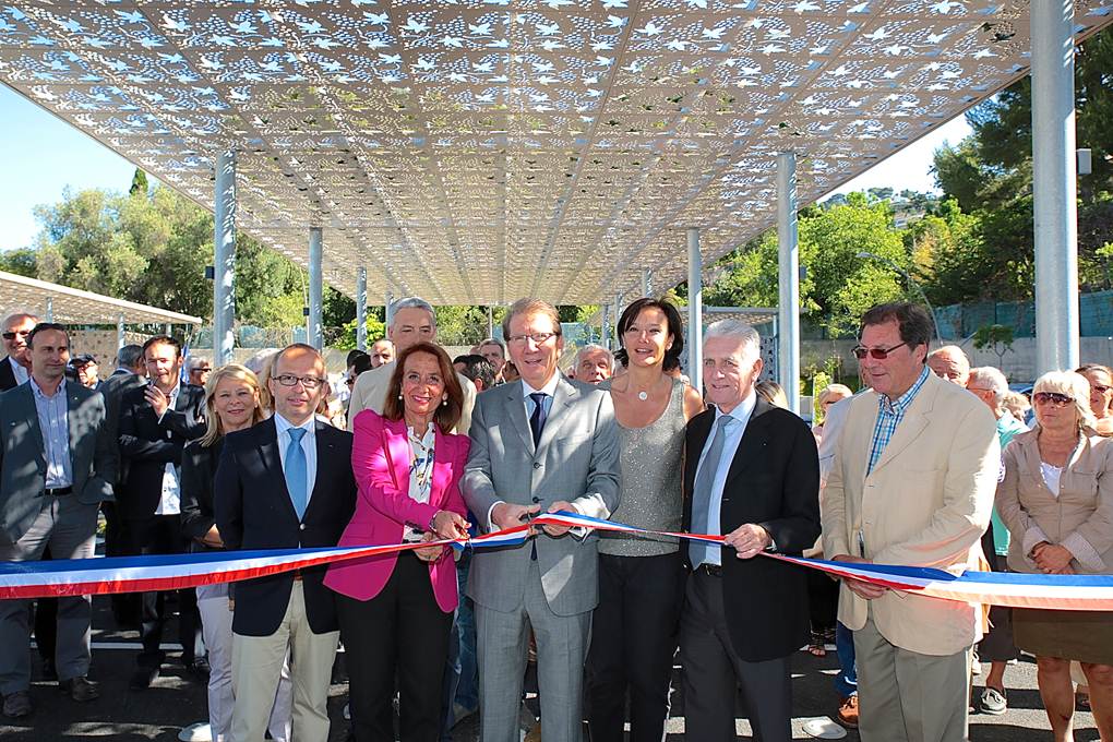 nauguration du parking des Mimosas samedi 17 mai en présence de Guy Teissier, Président de MPM et de Danielle Milon, Maire de Cassis et Conseillère communautaire de MPM (Photo D.R.)