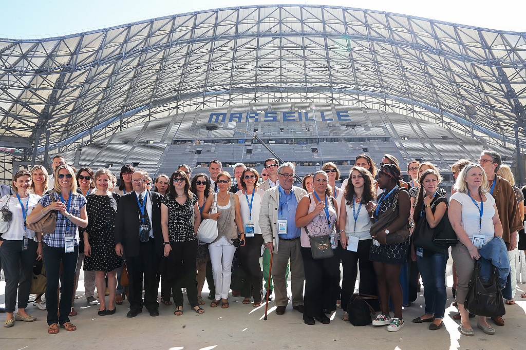 Des représentants d'entreprises françaises et étrangères invités à Marseille Chanot ont découvert le nouveau Stade Vélodrome (Photo D.R.)
