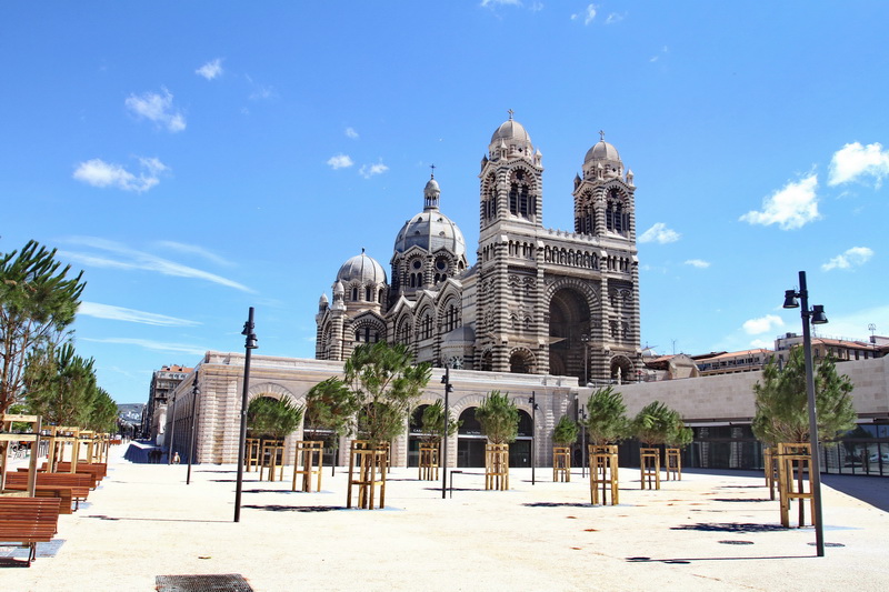 Un partie des Voûtes donne sur la place Albert Londres qui accueillera sur 1 000m² de terrasse (Photo Robert Poulain)