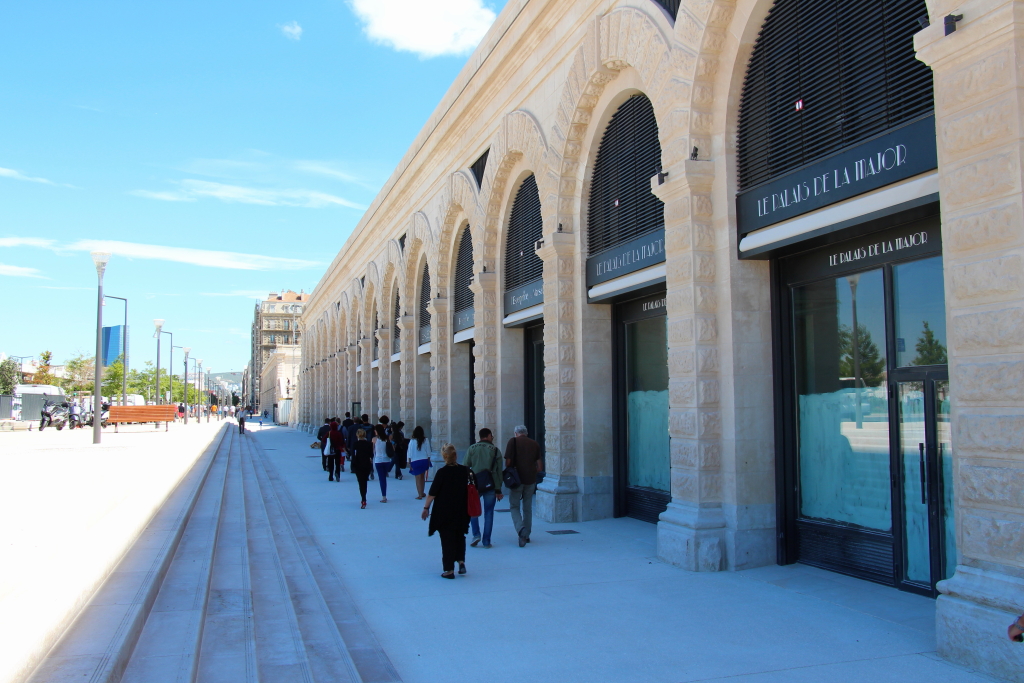 Les Voûtes sur le boulevard du Littoral (Photo Philippe Maillé)