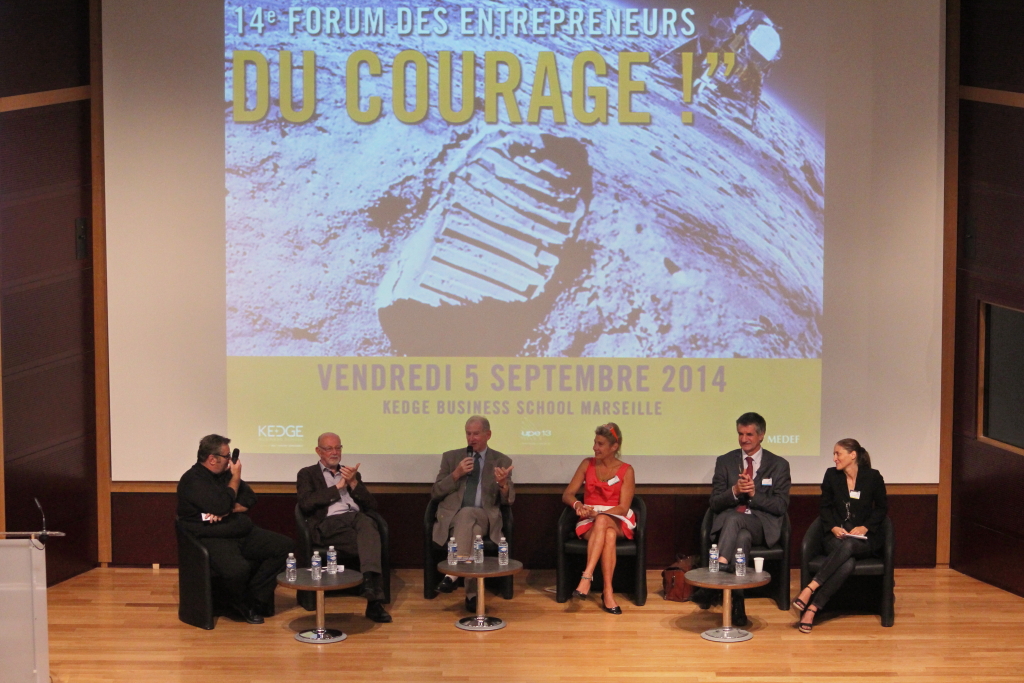 Les intervenants du Grand débat : Jean-François Kahn, Eric de Montgolfier, Frigide Barjot, Jean Lassalle, Cynthia Fleury (Photo Philippe Maillé)