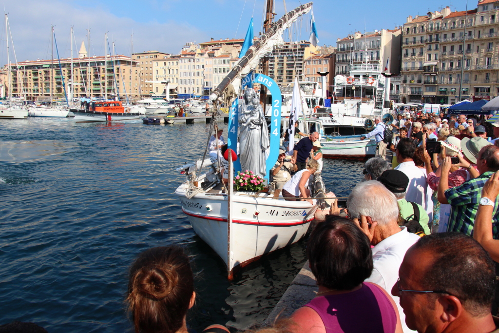 Attendue par le public, la Bonne mère a accosté quai de la Fraternité (Photo Philippe Maillé)