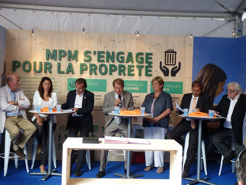 les instances représentatives des professionnels ont été reçues par Guy Teissier sur le stand MPM de la Foire de Marseille (Photo P.M.-C.)