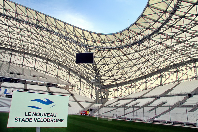 Le Nouveau Stade Vélodrome (Photo Robert Poulain) Le Nouveau Stade Vélodrome (Photo Robert Poulain)