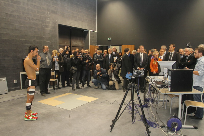 Un gymnase est composé d'un plateau de recherche de pointe à disposition des chercheurs pour l'analyse du mouvement humain et des performances (Photo Robert Poulain)