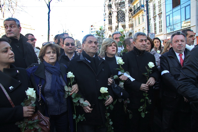 Jean-noël Guérini, président du CG13 aux côtés d'élus de toutes sensibilités  (Photo Robert Poulain)