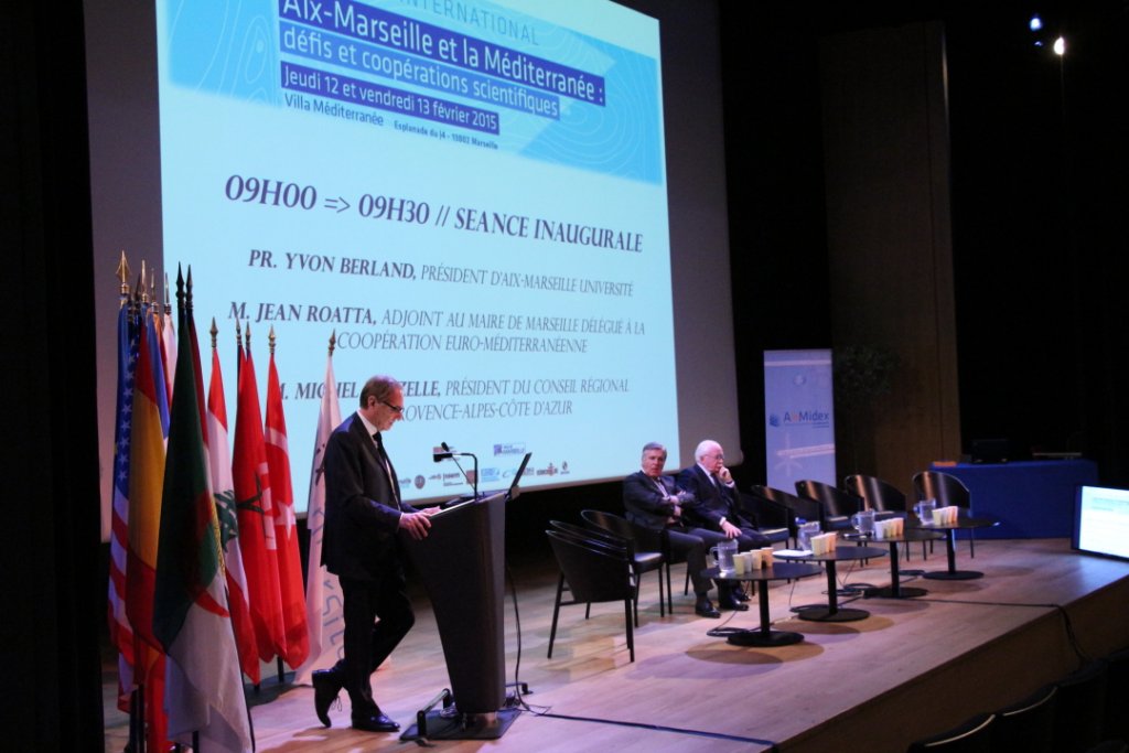 Ouverture du colloque Aix-Marseille et la Méditerranée par Yvon Berland, Michel Vauzelle et Jean Roatta (Photo Philippe Maillé)