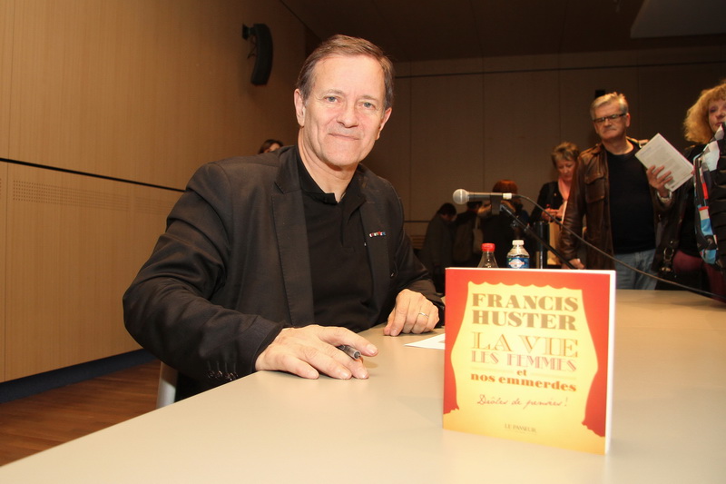 Francis Huster présente à l'Alcazar son dernier livre 