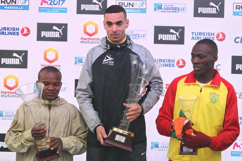1er Mohamed Jourhaoui (MAR) 1h08'11