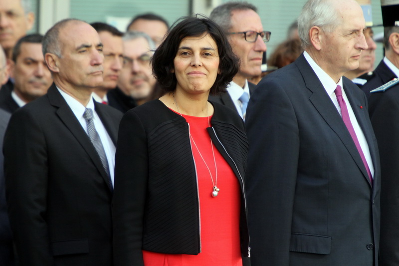 Myriam El Khomri, Secrétaire d'État auprès du ministre de la Ville aux côtés du Préfet de Région Michel Cadot (Photo Robert Poulain)