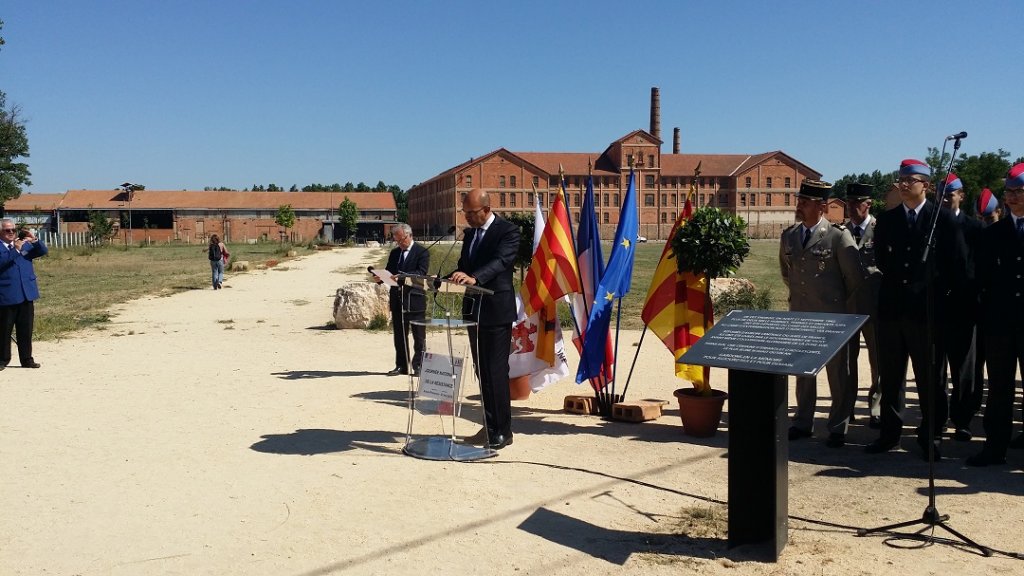 Harlem Désir au Camp des Milles pour la Journée nationale de la Résistance (Photo Jacky Naidja) Harlem Désir au Camp des Milles pour la Journée nationale de la Résistance (Photo Jacky Naidja)