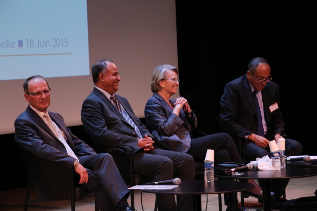 Les intervenants de la seconde table ronde sur «La géostratégie future des pays du bassin méditerranéen» (Photo Philippe Maillé)