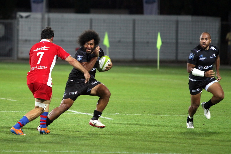 Le combat de Paula Havea (Photo Robert Poulain)