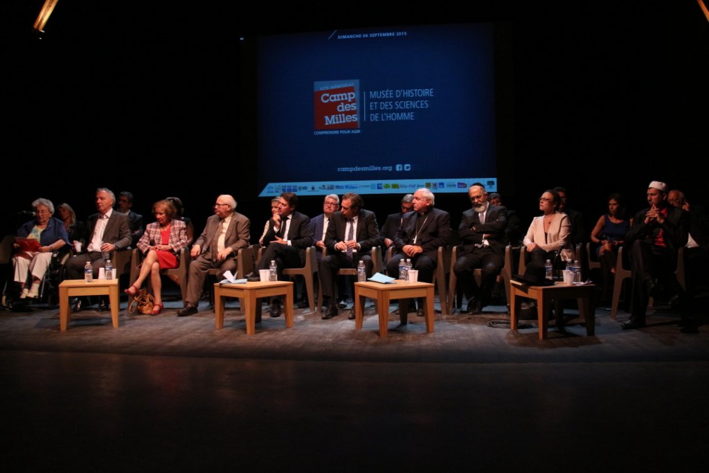 Lecture par Denise Toros-Marter du testament des rescapés d'Auschwitz (Photo Philippe Maillé)