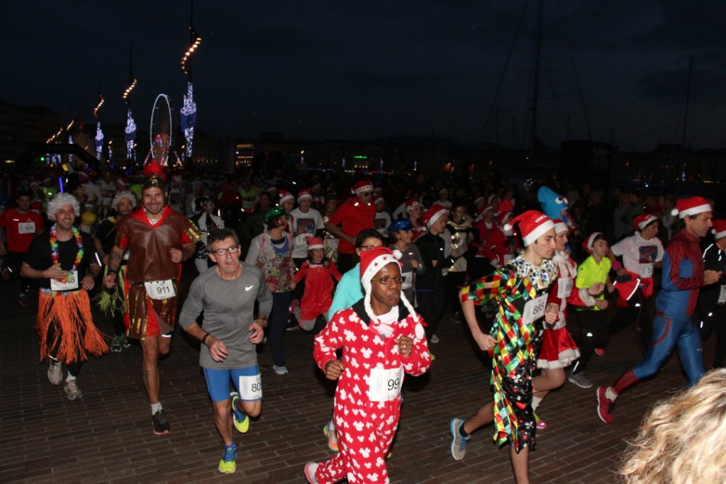 Elle court, elle court la Corrida du Vieux-Port (Photo Philippe Maillé)