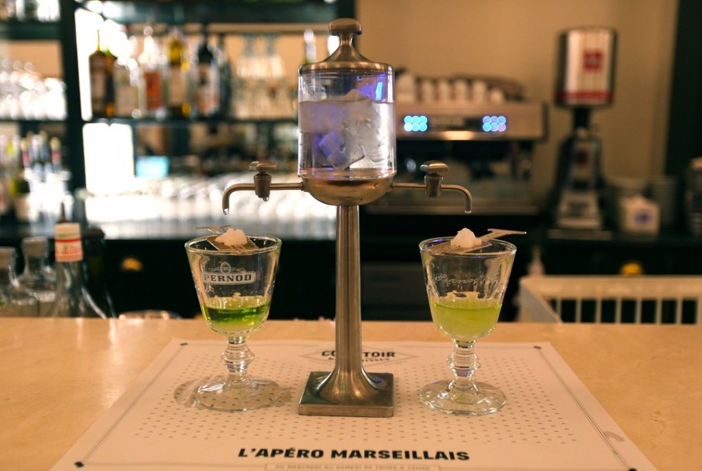 Attention l'abus d'alcool est dangereux (Photo by les Panisses)
