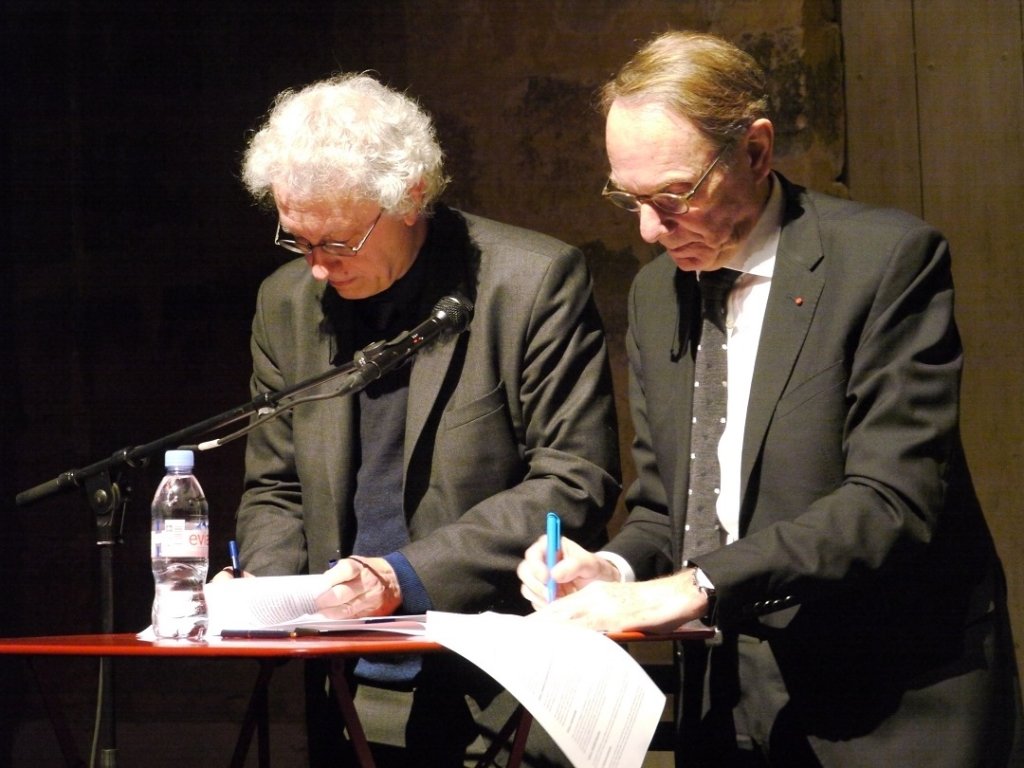 Bernard Foccroulle et Yvon Berland ont concrétisé le partenariat entre le Festival et l’Université d’Aix-Marseille au cours de la conférence de presse (Photo M.E.) Bernard Foccroulle et Yvon Berland ont concrétisé le partenariat entre le Festival et l’Université d’Aix-Marseille au cours de la conférence de presse (Photo M.E.)