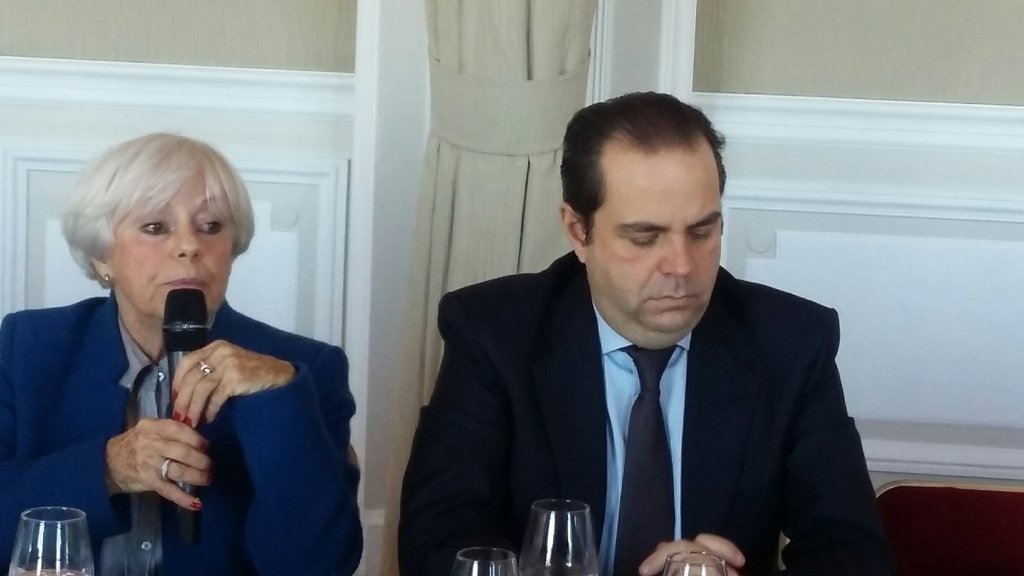 Yves Moraine et l'adjointe aux écoles Danièle Casanova  (Photo P.M.-C.)