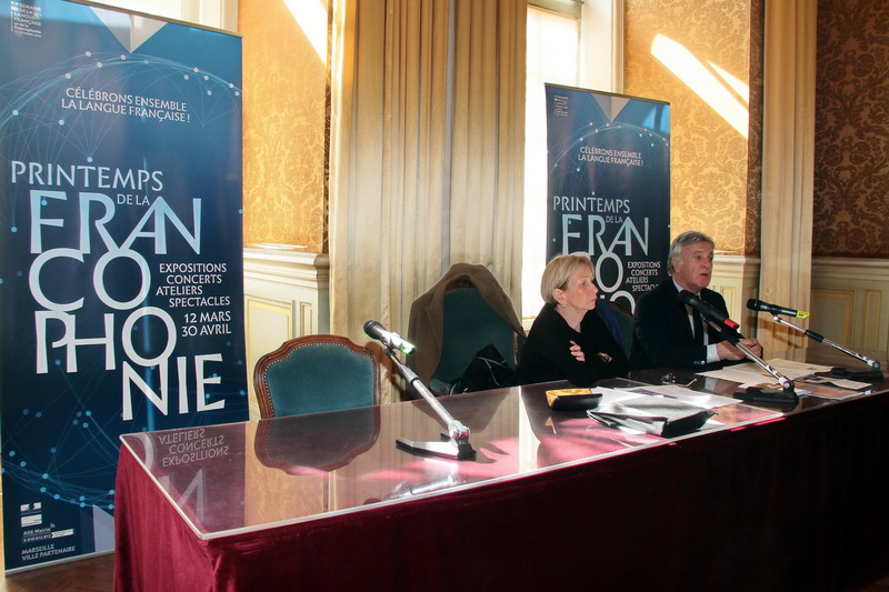 Anne-Marie d'Estienne d'Orves et Jean Roatta ont présenté  le Printemps de la Francophonie (Photo Robert Poulain)