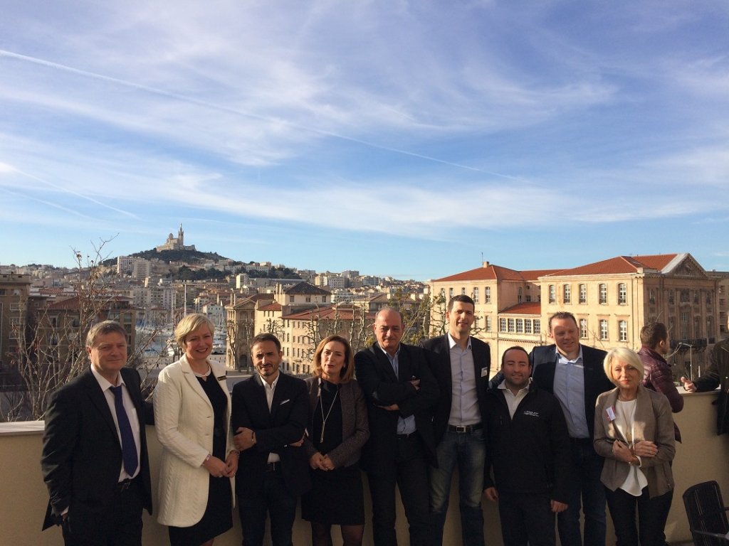 L'ensemble des intervenants de cette rencontre sur l'avenir de la French Tech (@photo encorenous communication)