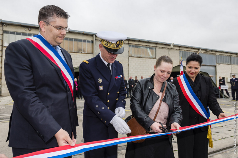Le ruban inaugural a été coupé par la veuve du QM Patrick Repetto entourée de Lisette Narducci maire des 2/3, le vice-amiral Charles-Henri Gari et Julien Ruas, adjoint au maire en charge du BMPM  (Photo : BMPM / SM S. Chenal)