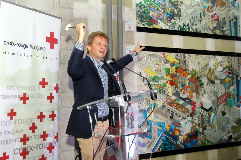 Cette vente aux enchères a été dirigée par Me Damien Leclere (photo Robert Poulain)