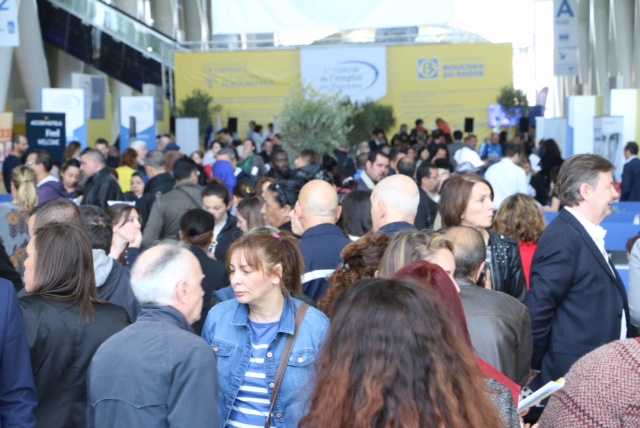 Plus de 6 000 personnes se sont déplacés à l'Hôtel du département pour trouver un emploi parmi les 1 700 emplois proposés (Photo : Jean-Paul Herbecq CD13)