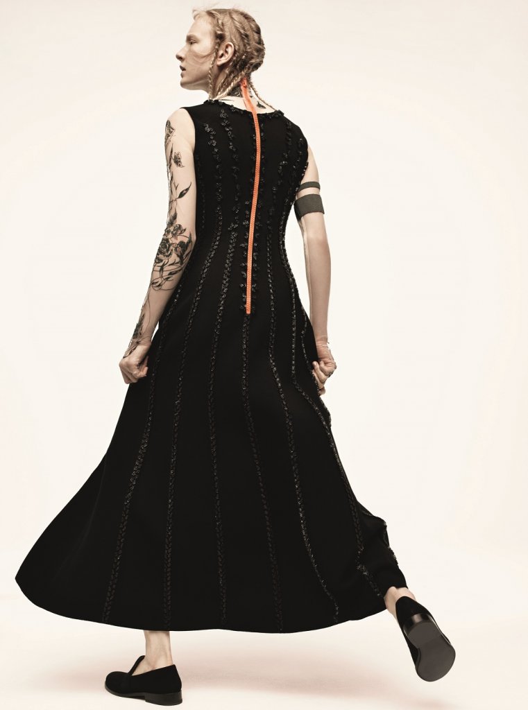 Modèle issue de la collection «13’015» de Yacine AOUADI - Pièce exposée au Mucem (© Gregory Harris)