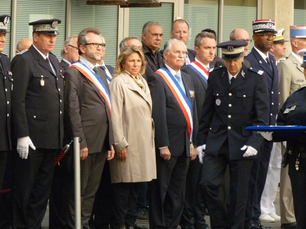 Des élus étaient présents au rang desquels Caroline Pozmentier, adjointe  au maire de Marseille en charge de la sécurité (Photo M.C.)