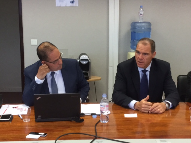 Mohamed Laqhila, président du Conseil régional de l'Ordre des experts-comptables Marseille-Paca et Fédéric Ronal, Président du Comité des Banques des Bouches du Rhône de la Fédération Française Bancaire ont signé une convention (Photo L.W.)