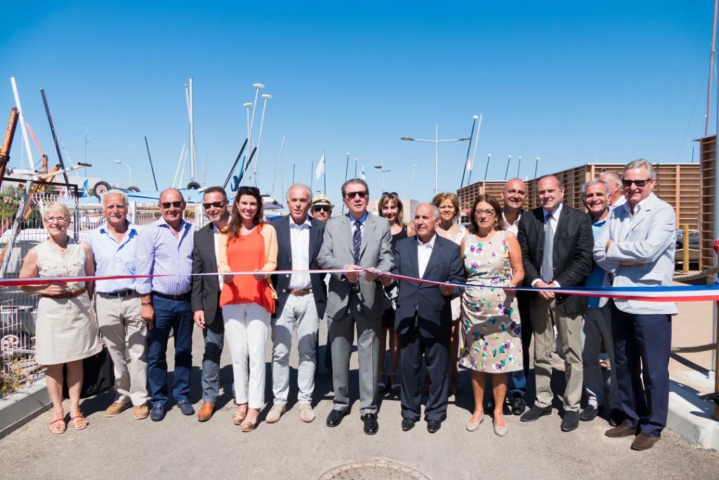 Coupure du ruban inaugural du nouvel espace «voiles légères» au port de la Pointe-Rouge, à Marseille (8e) (Photo CTMP David Girard)